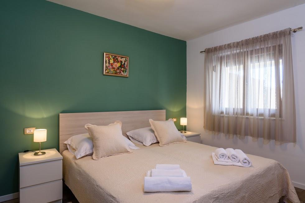 Apartmani Marko I Ana Marina Exterior foto