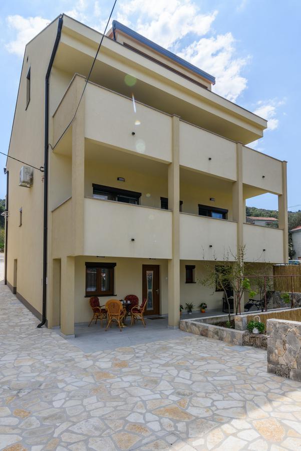 Apartmani Marko I Ana Marina Exterior foto